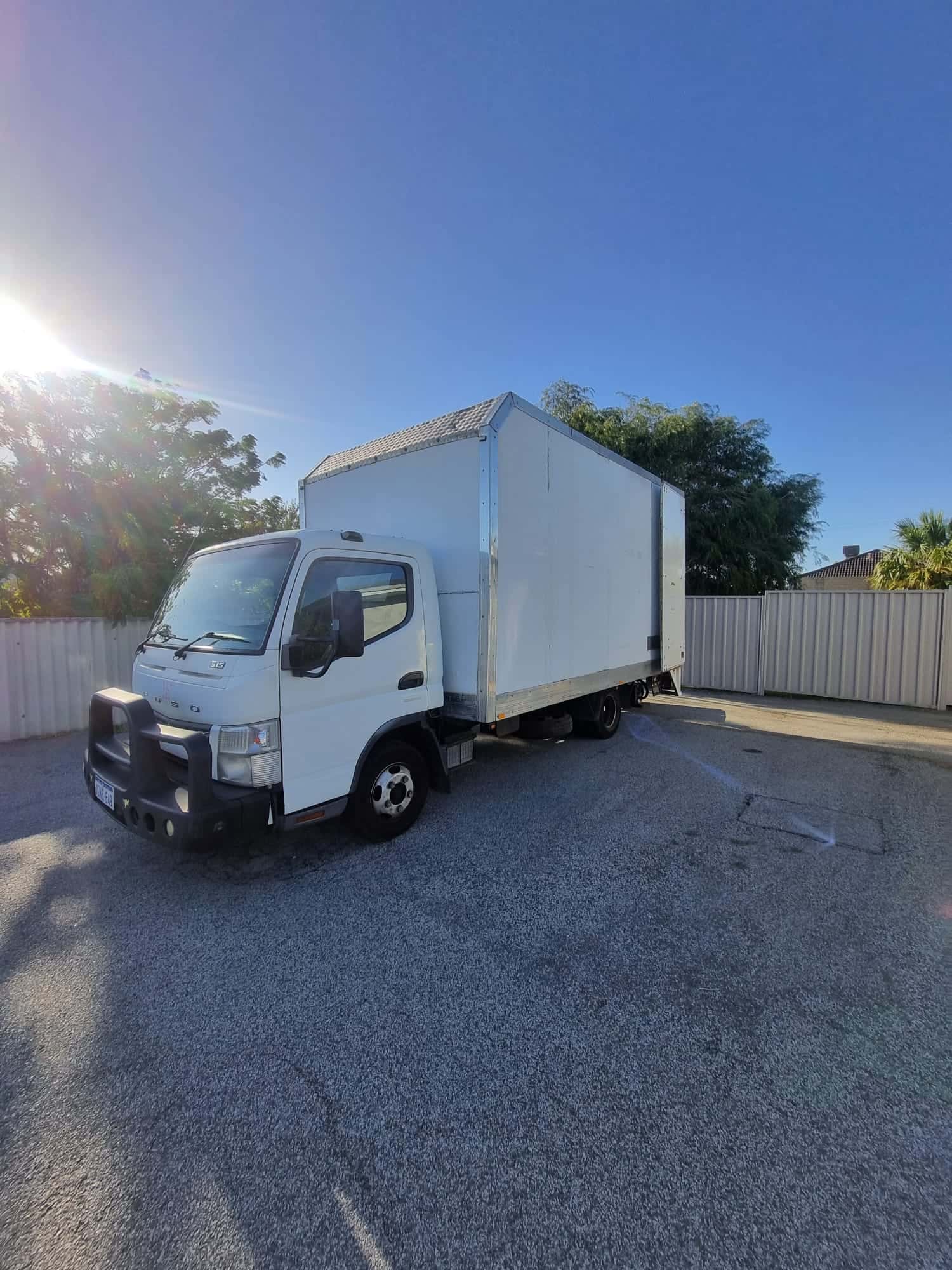 Awesome Mate Removals truck on a Perth moving job