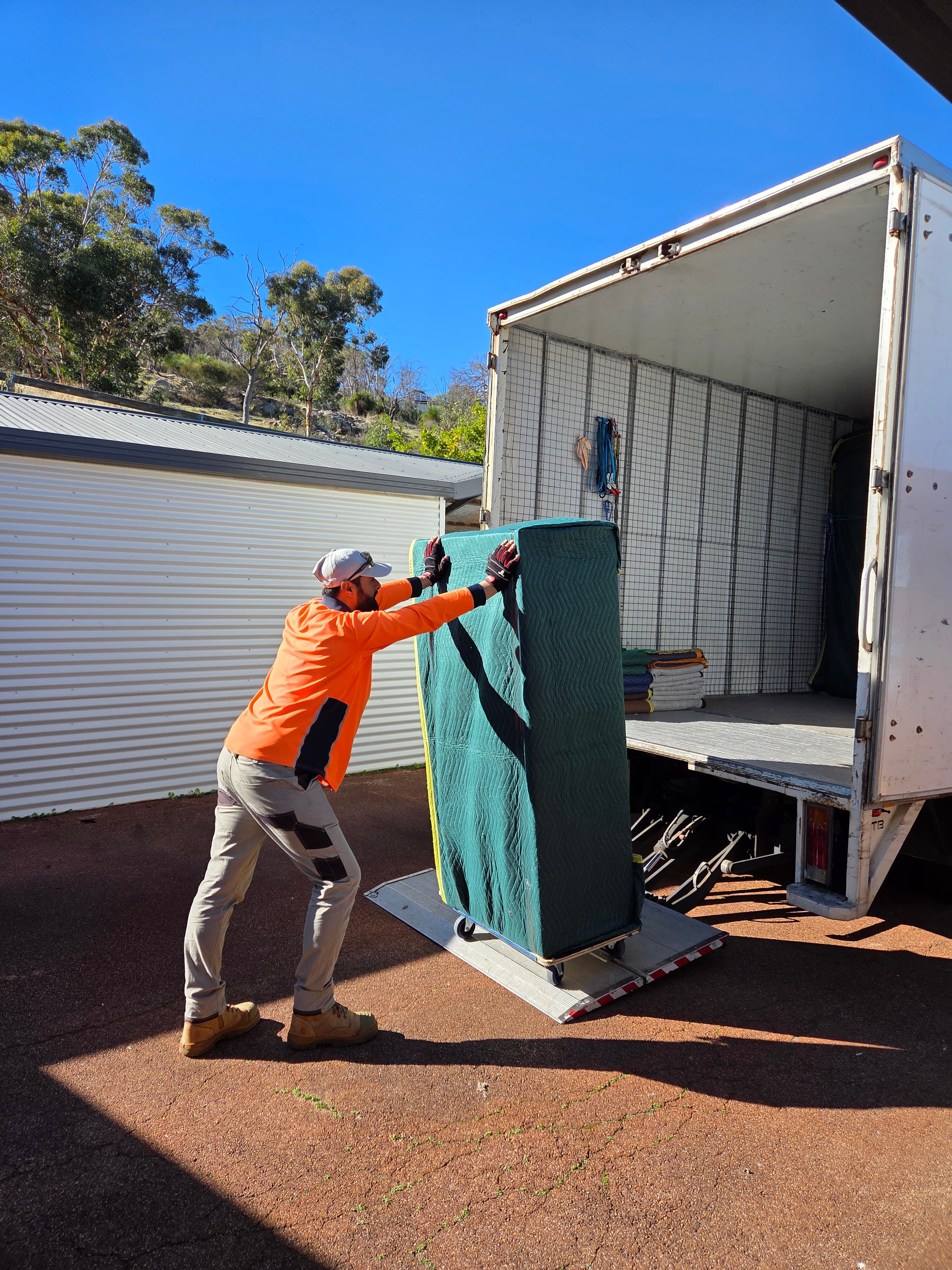 Awesome Mate Removals crew moving a home in Perth