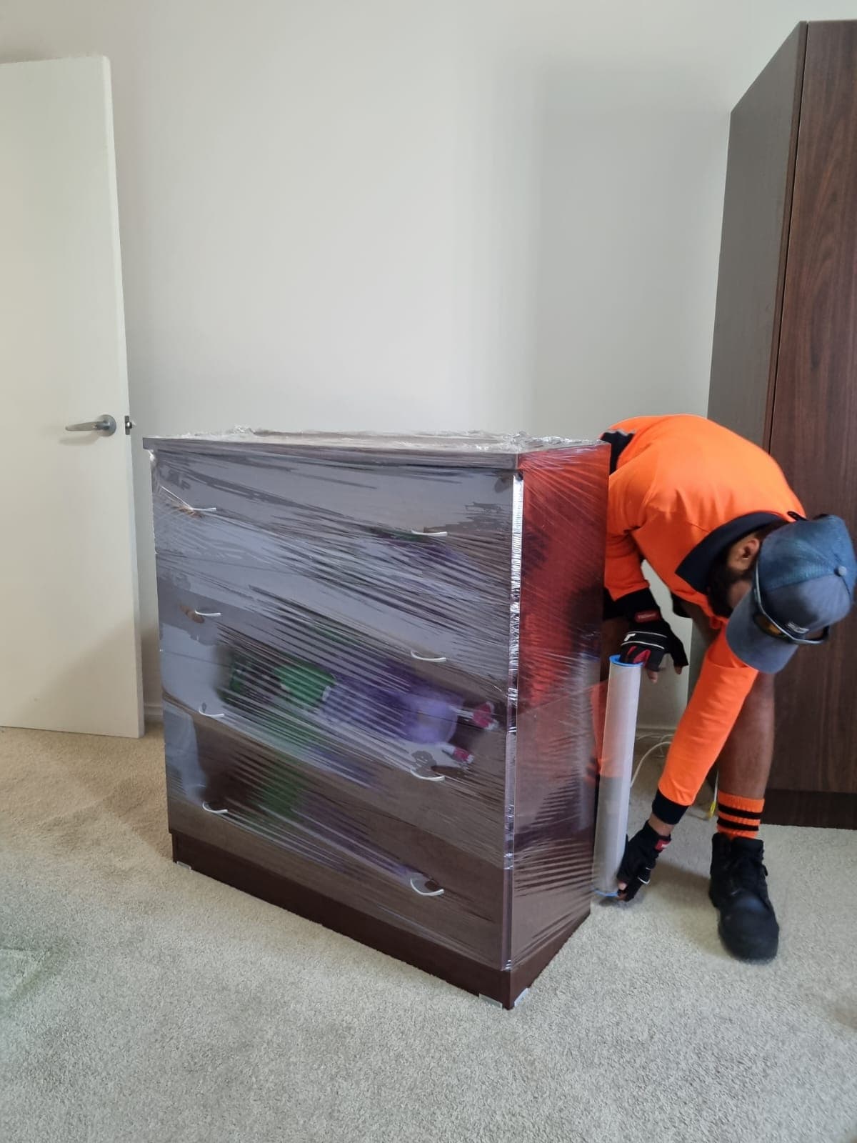 Piano and fragile item removal by Awesome Mate Removals